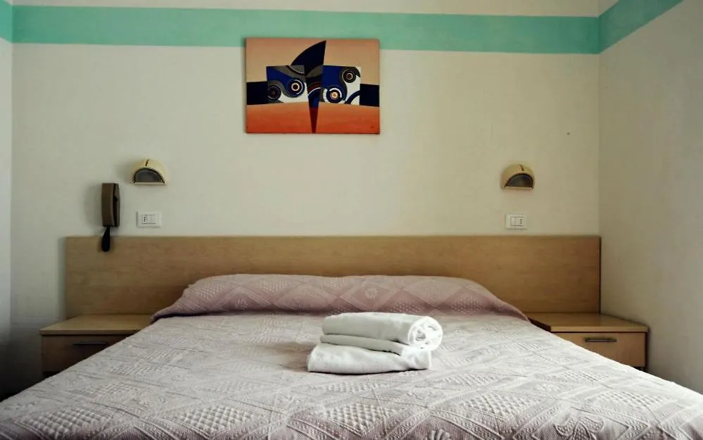 Hotel Nives Rimini 3*,
